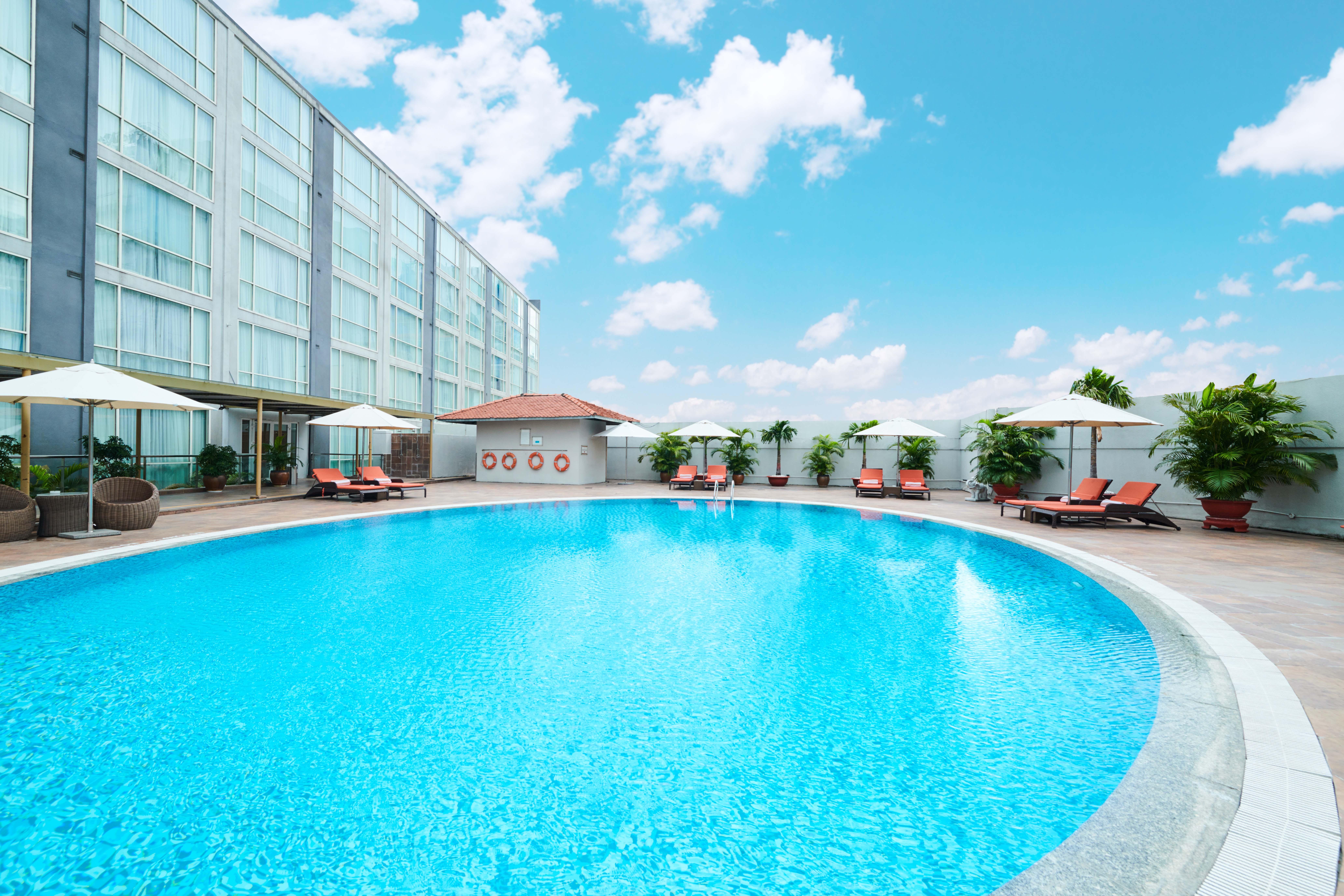Eastin Grand Hotel Saigon Ho Chi Minh City Bagian luar foto Pool