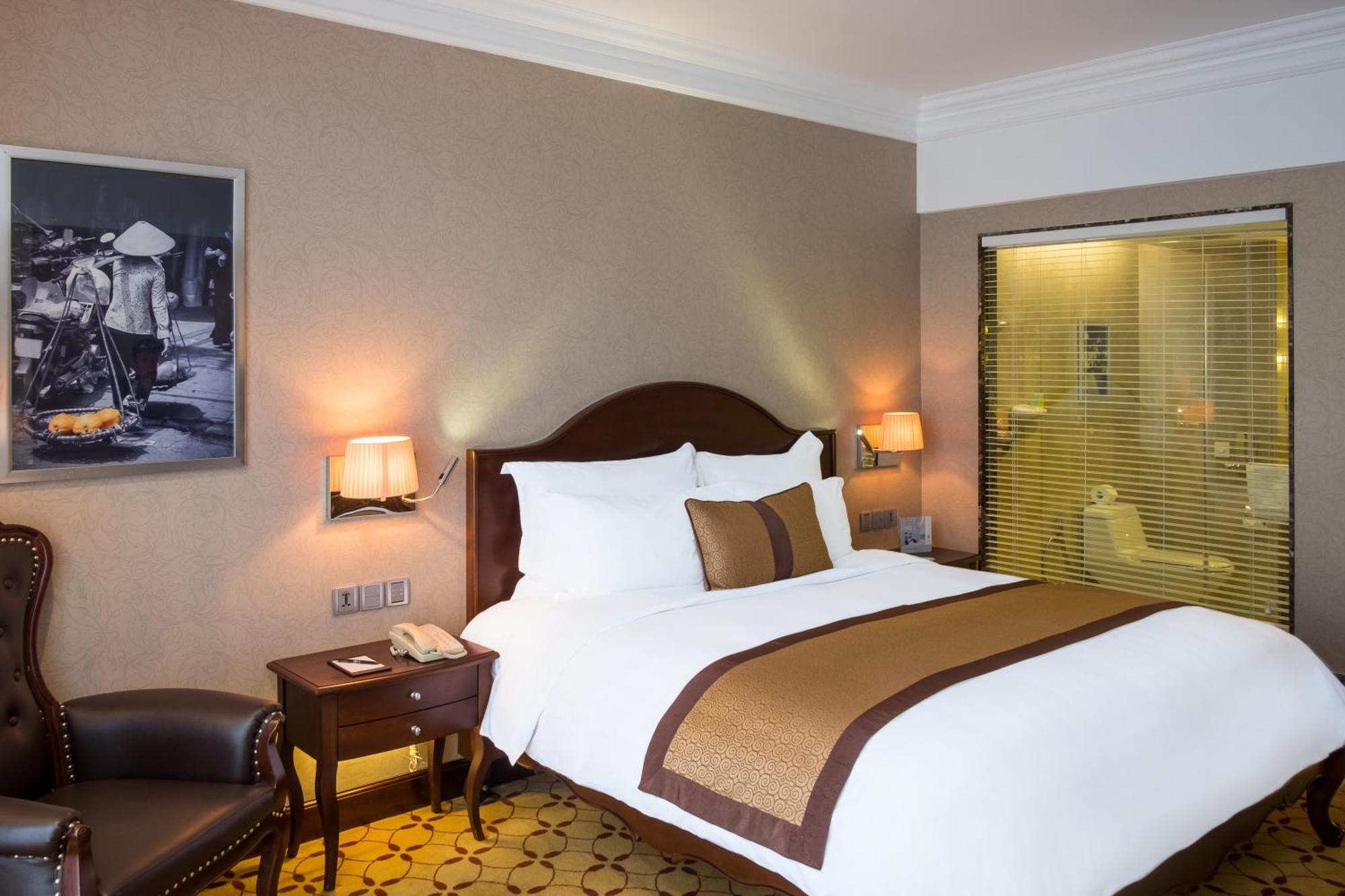 Eastin Grand Hotel Saigon Ho Chi Minh City Bagian luar foto