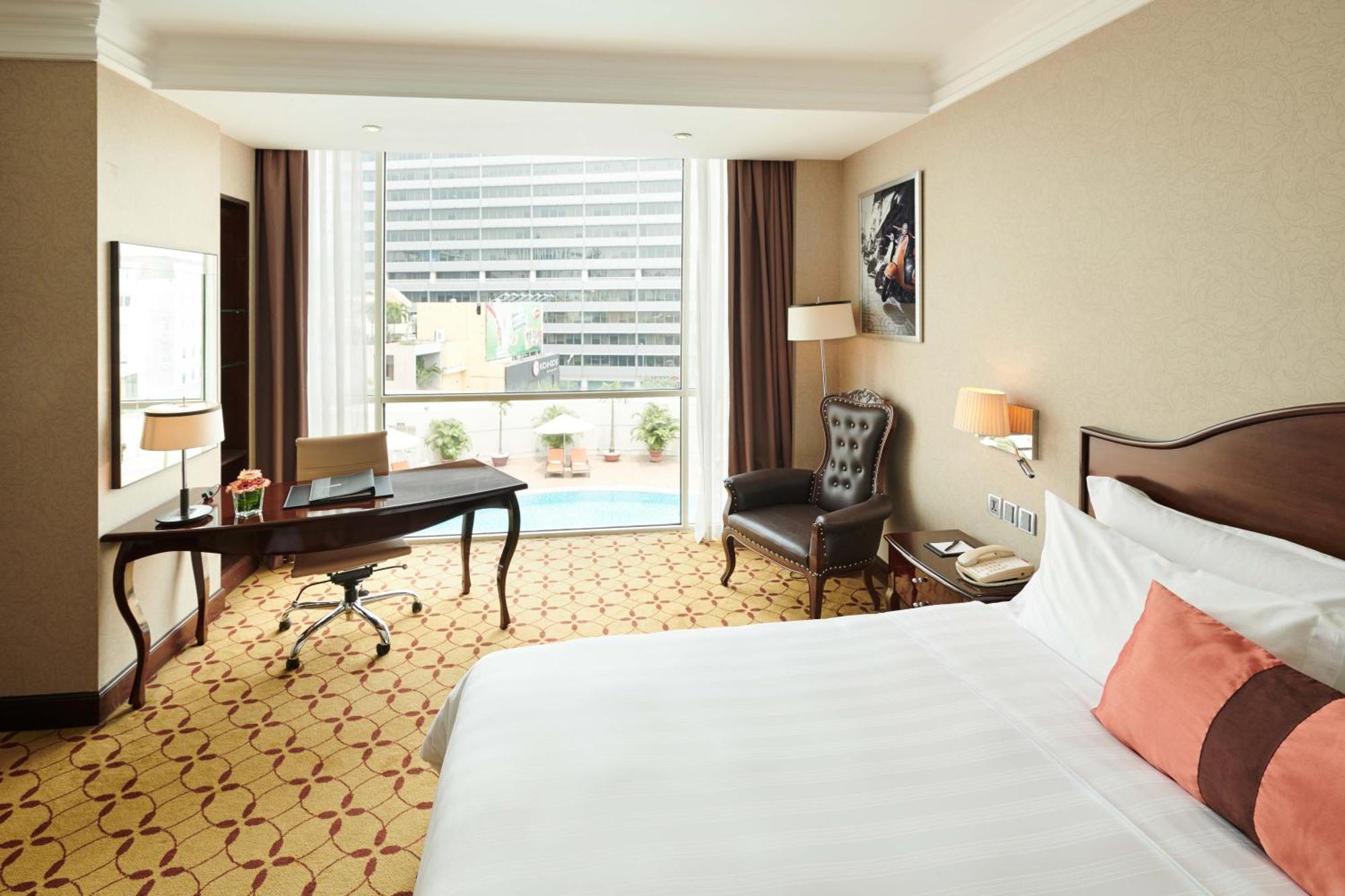 Eastin Grand Hotel Saigon Ho Chi Minh City Bagian luar foto Deluxe Room