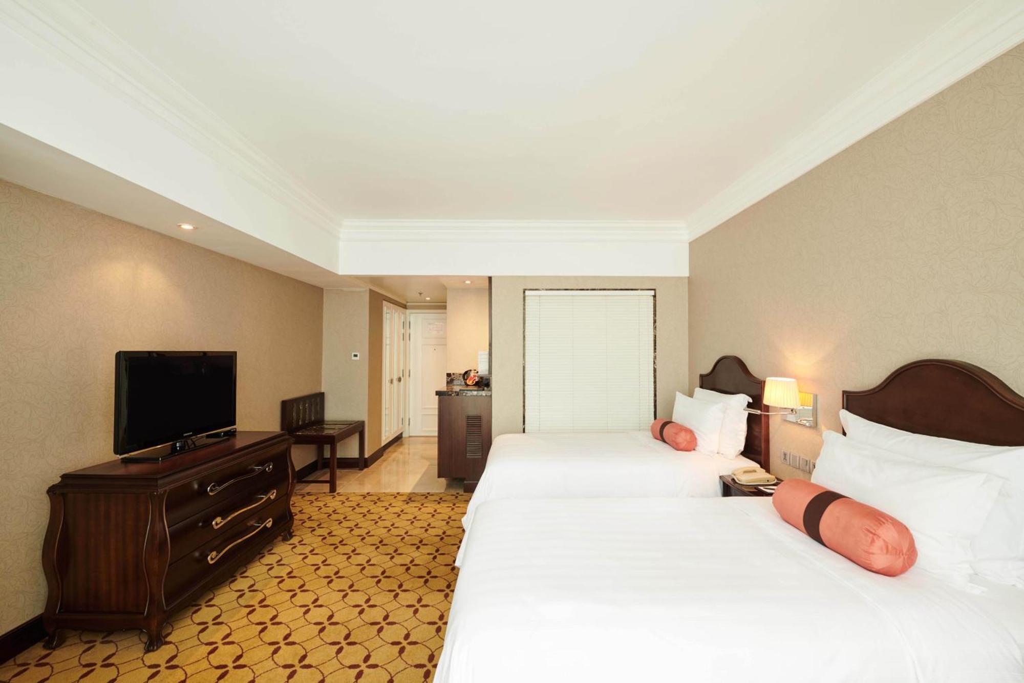 Eastin Grand Hotel Saigon Ho Chi Minh City Bagian luar foto Deluxe Room